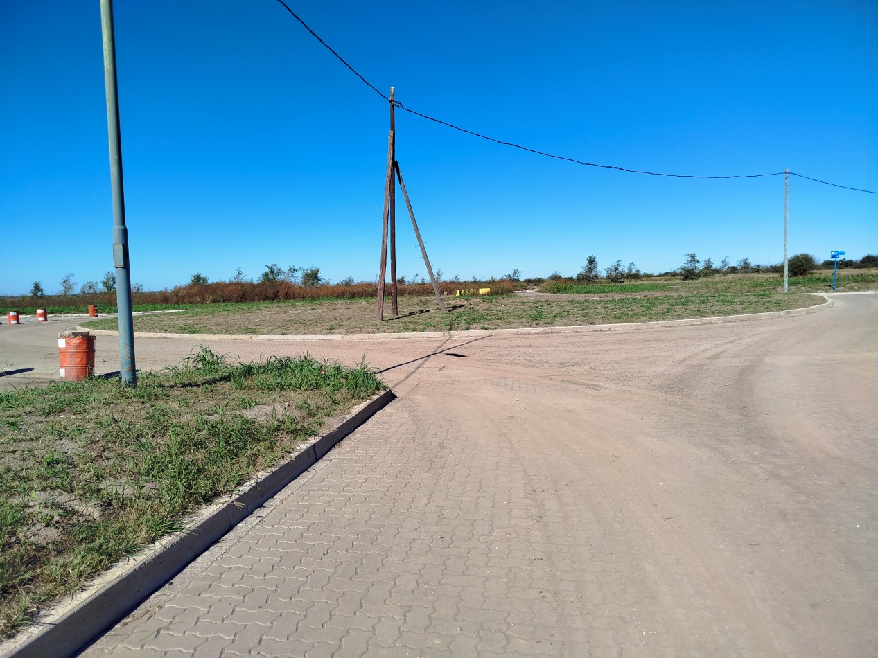 LOTE RESIDENCIAL EN VENTA 300m2 - DOCTA MALAGUEÑO